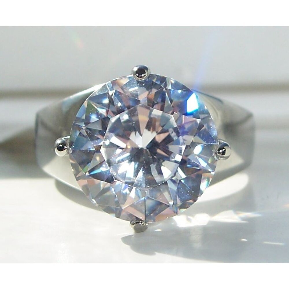 Round Cut Solitaire Cubic Zirconia Band Ring Stainless Steel - Picture 2 of 16